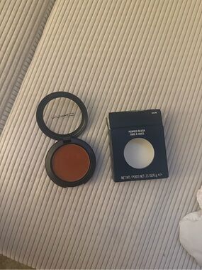MAC raizen blush